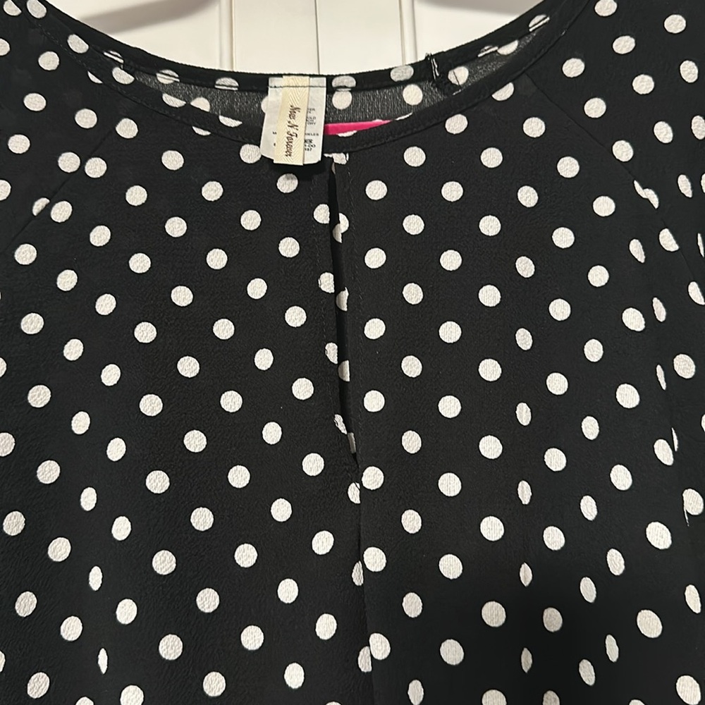 Women’s polka dot tunic top size medium - Picture 2 of 7